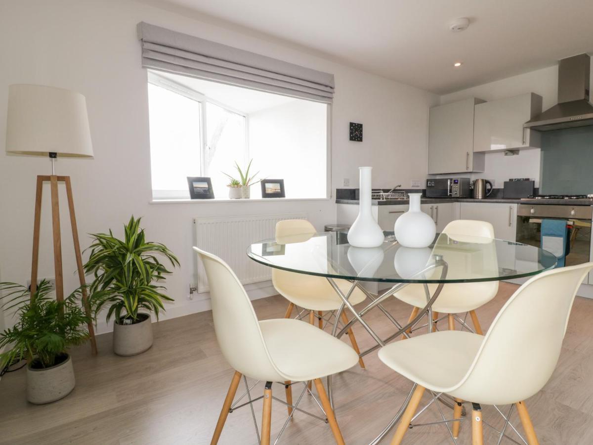 The Lookout Apartment New Quay Екстериор снимка